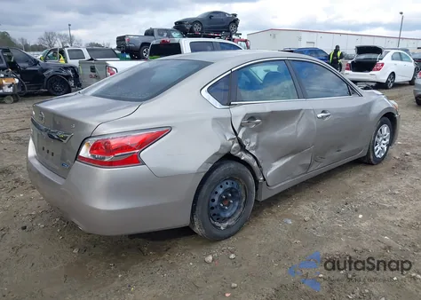 2014 Nissan Altima 2.5 S z USA, uszkodzony, nr VIN 1N4AL3AP9EN362529